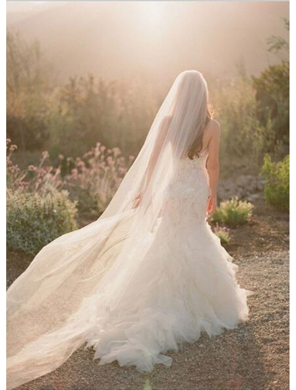 Ding Ji One-tier Cut Edge Wedding Veil Chapel Veils with Flower Comb Tulle Angel cut Waterfall Fantastic Hot Sale Veil