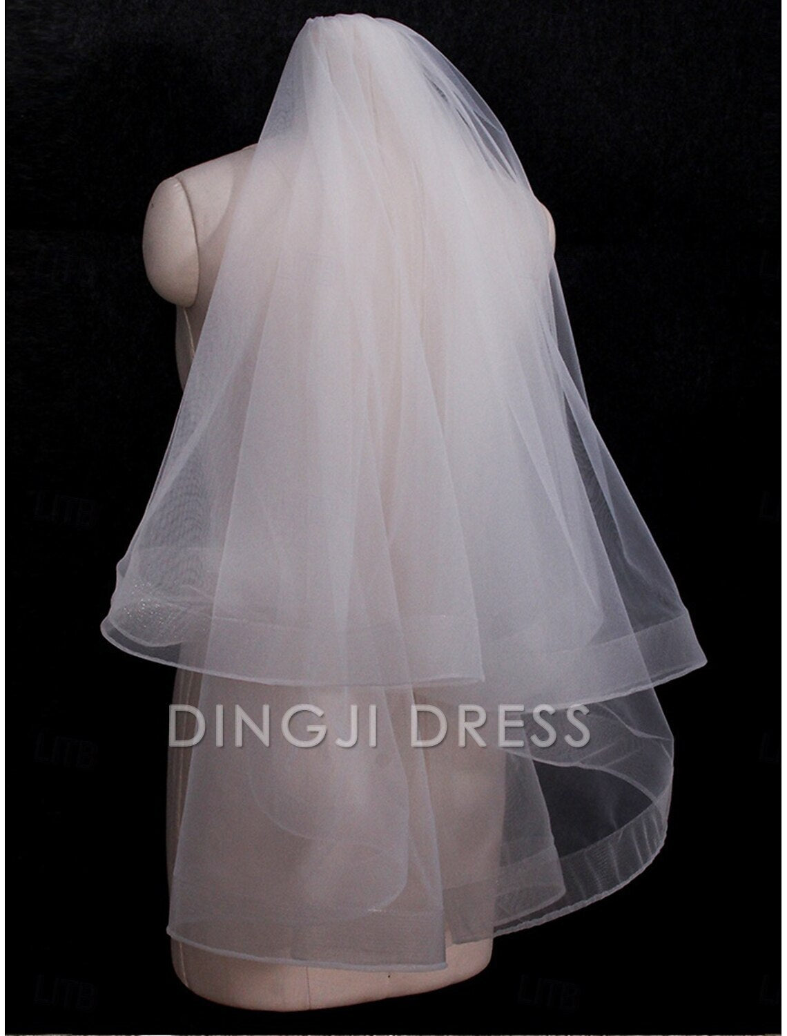 Ding Ji One-tier Comtemporary Stylish Wedding Veil Cathedral Veils Fringe Tulle Luxurious Hot Sale Veil