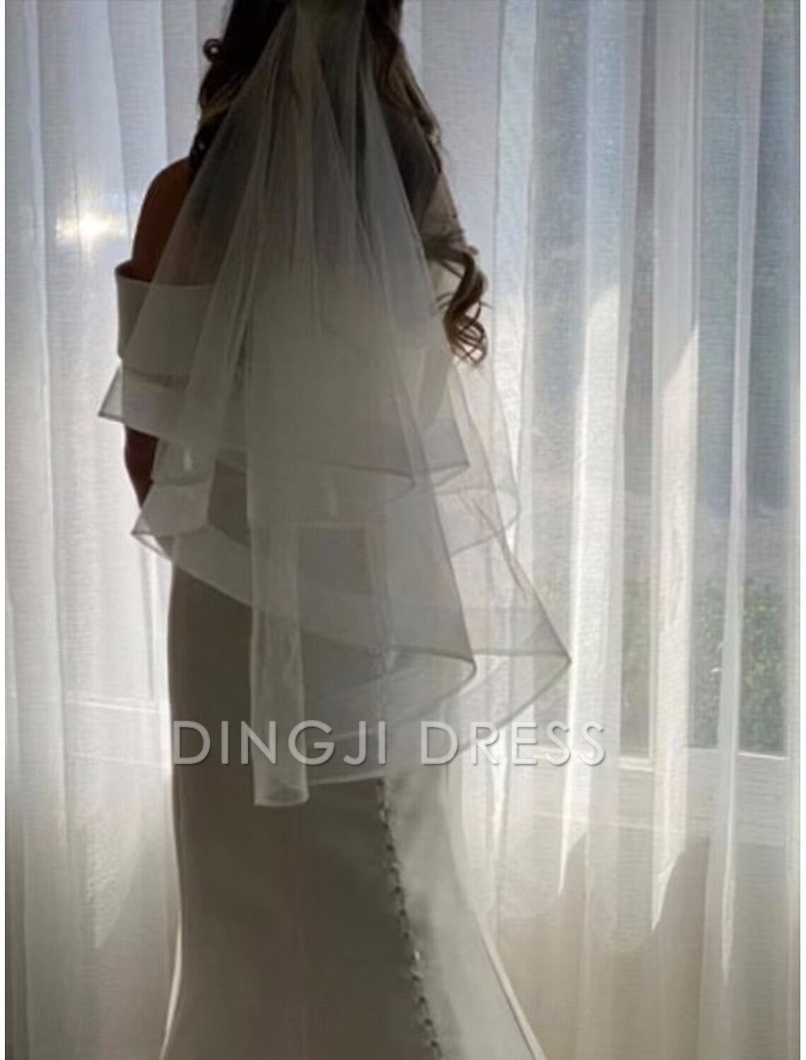 Ding Ji One-tier Comtemporary Stylish Wedding Veil Cathedral Veils Fringe Tulle Luxurious Hot Sale Veil