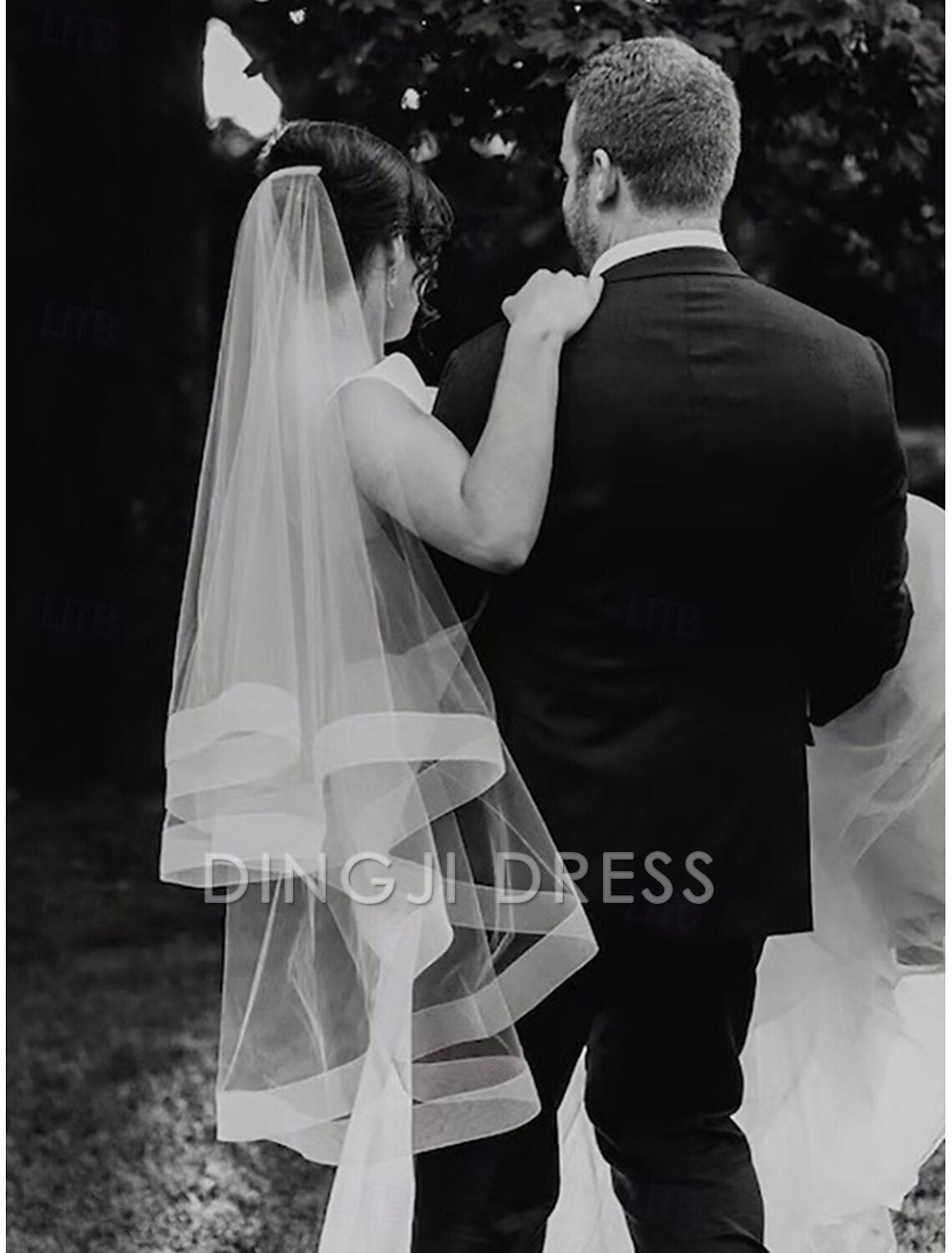 Ding Ji One-tier Comtemporary Stylish Wedding Veil Cathedral Veils Fringe Tulle Luxurious Hot Sale Veil