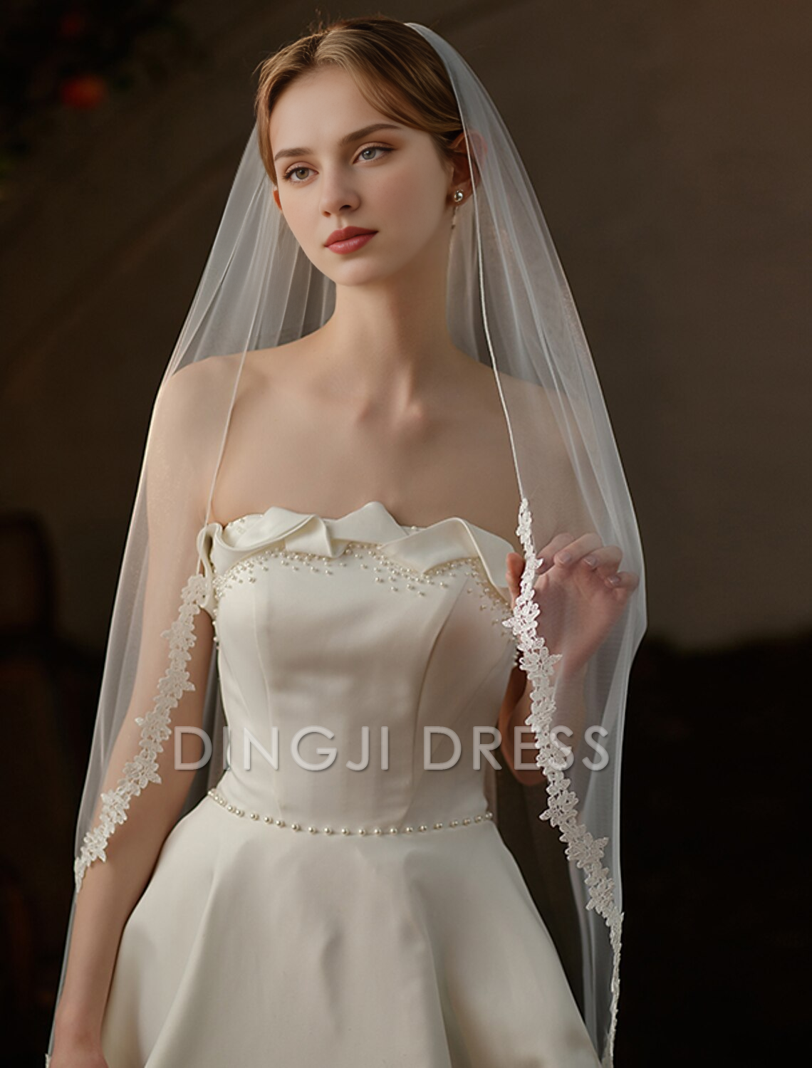 Ding Ji One-tier Lace Sweet Wedding Veil Fingertip Veils Fashion Pure Color Tulle Hot Sale Veil