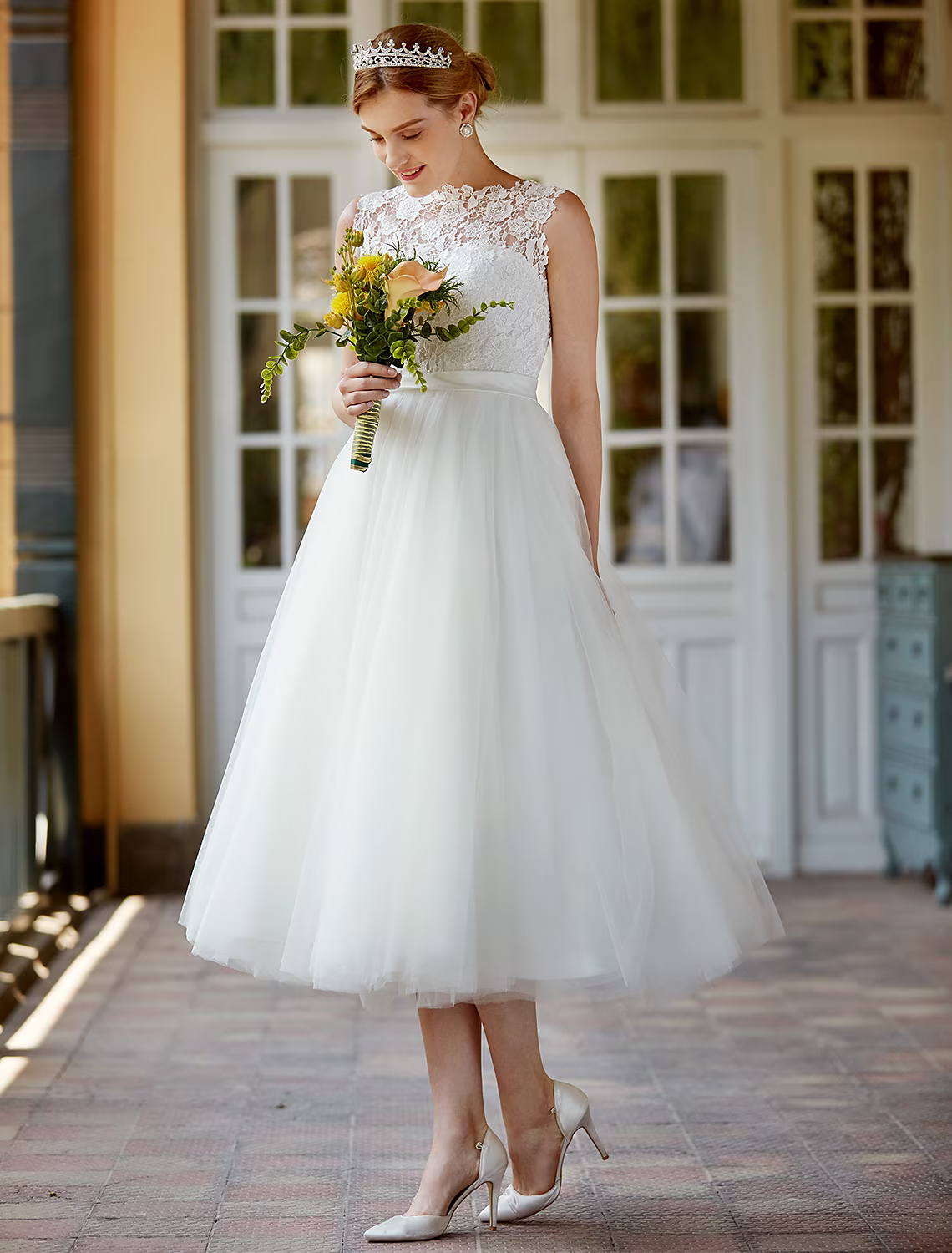 Little White Dresses Wedding Dresses Length A-Line Regular Straps Neck Lace Over Tulle With Buttons