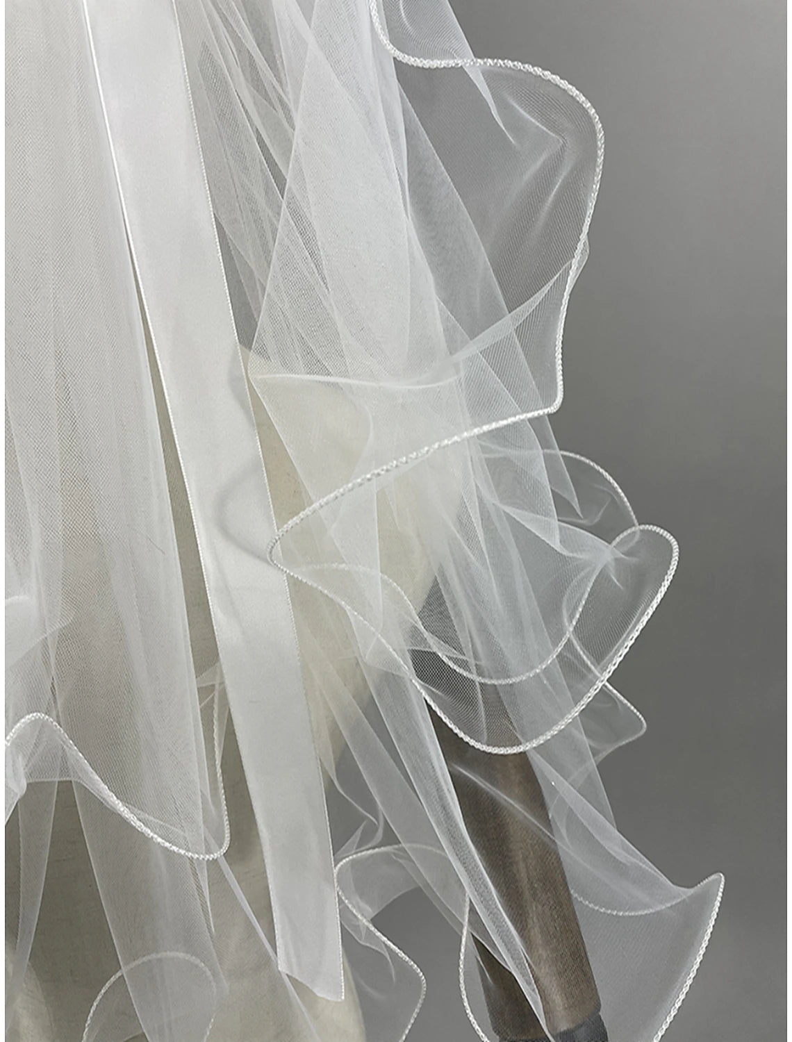 DingJiDress Two-tier Classic / Sweet Wedding Veil with Satin Bow 23.62 in (60cm) Lace