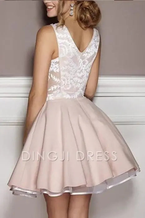 DingJiDress Short Prom Dress A-Line Deep V-Neck Sexy Appliques Sleeveless Junior Dresses Cute Best Selling Homecoming Dress