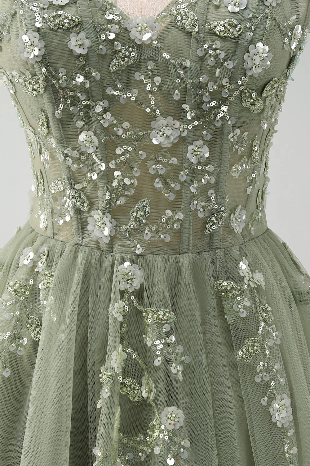 DingJiDress Sparkly Green A Line Bridesmaid Dresses Spaghetti Straps Tulle Corset Long Prom Dress with Appliques