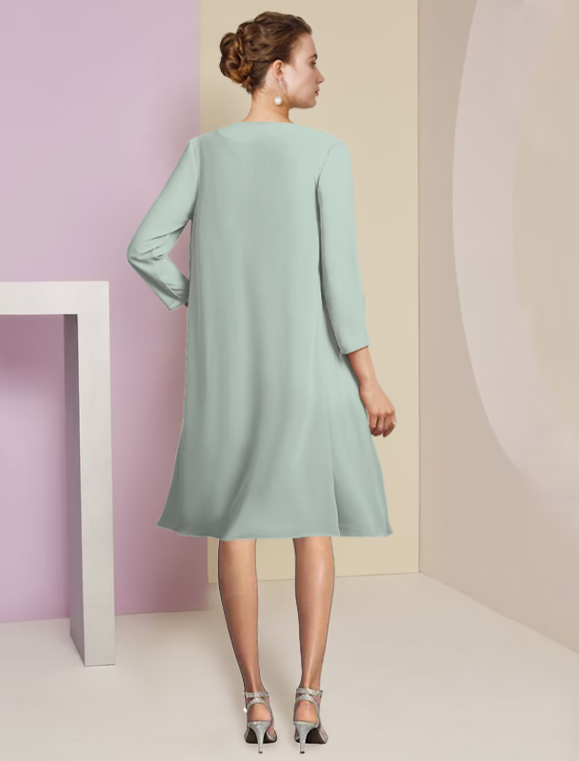 Two Piece A-Line Mother of the Bride Dress Formal Wedding Guest Elegant Scoop Neck Knee Length Chiffon Length Sleeve with Tier