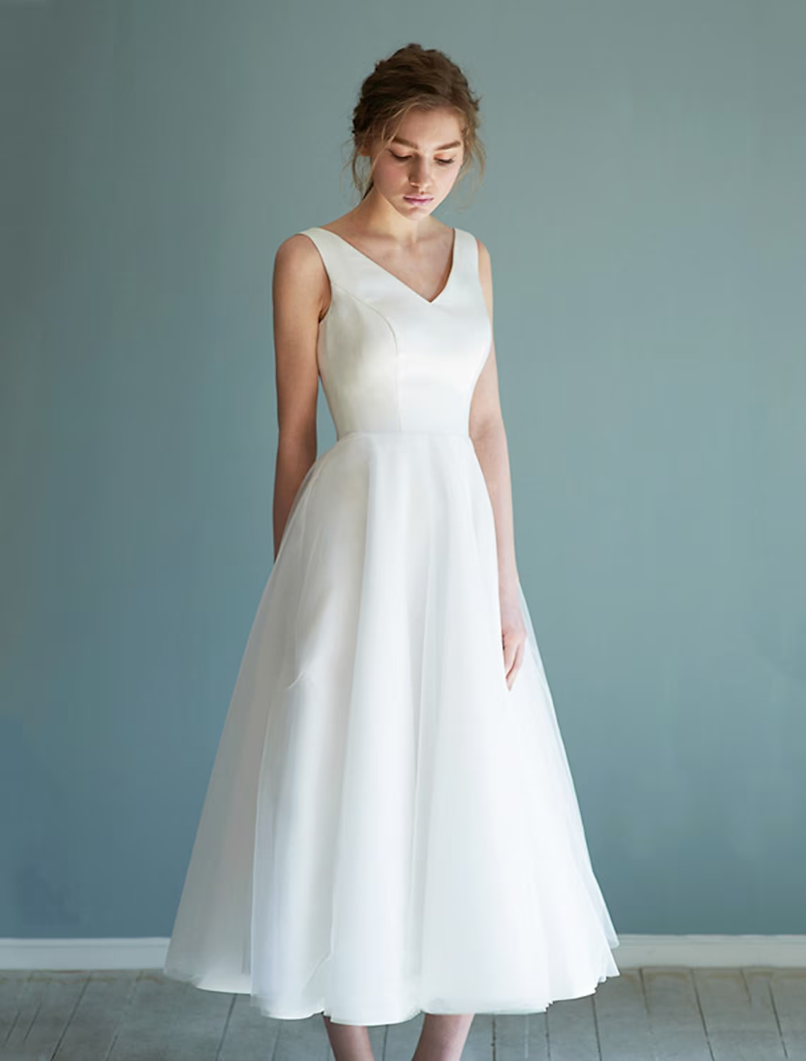 Bridal Shower Little White Dresses Wedding Dresses Length A-Line Sleeveless V Neck Satin With