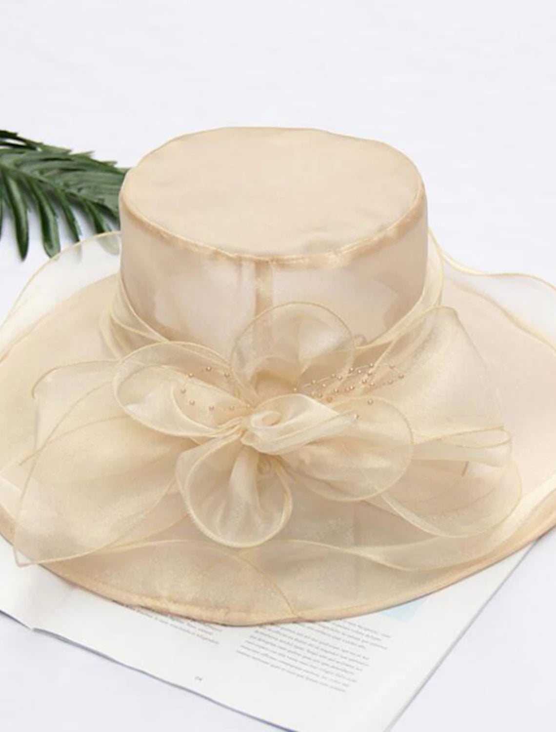 DingJiDress Straw Hat Vintage Style Elegant Tulle Hats Headwear with Faux Pearl Flower Ruffle 1 PC Wedding Party