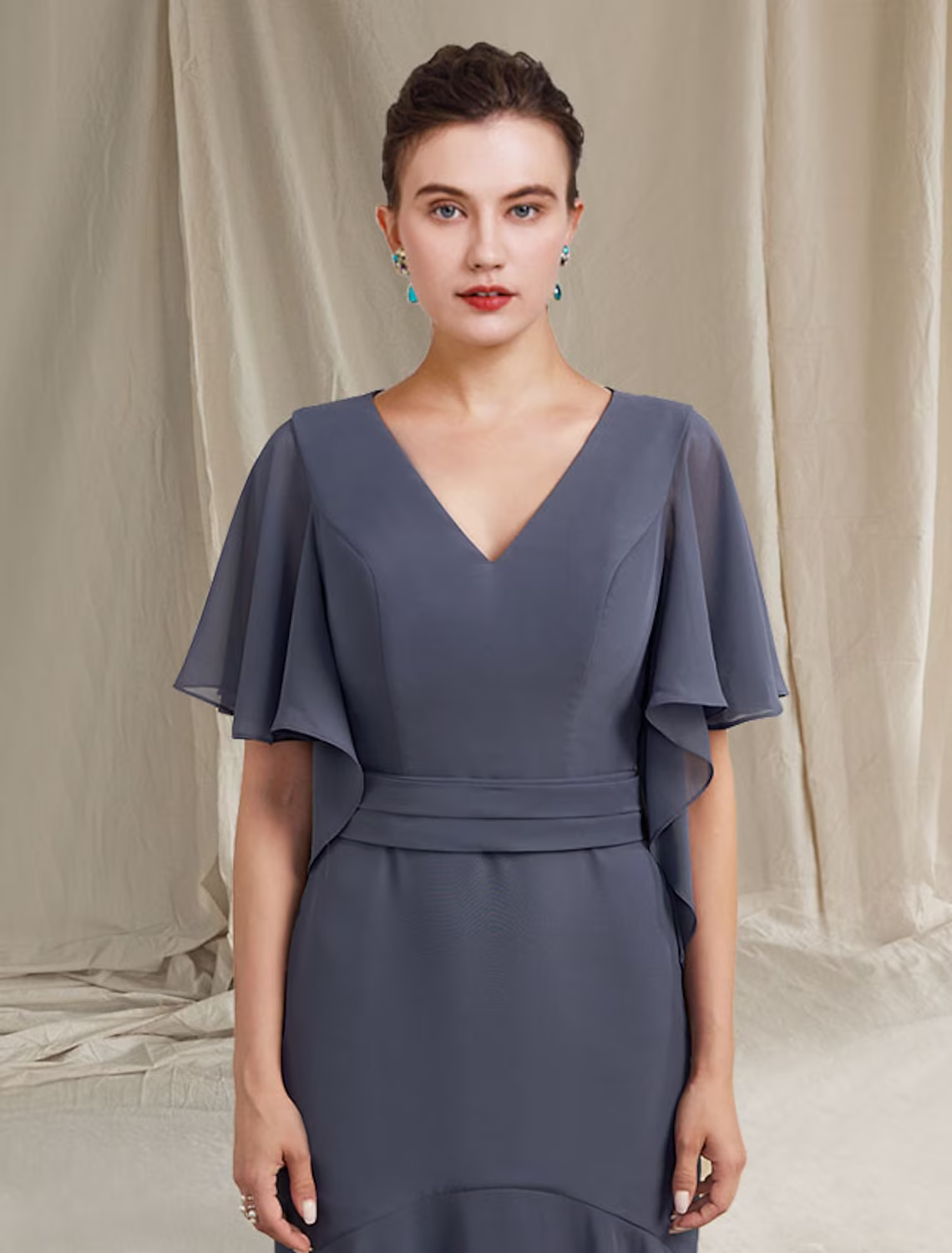 Mother of the Bride Dress Simple Plus Size Elegant V Neck Floor Length Chiffon Short Sleeve with Pleats Ruched