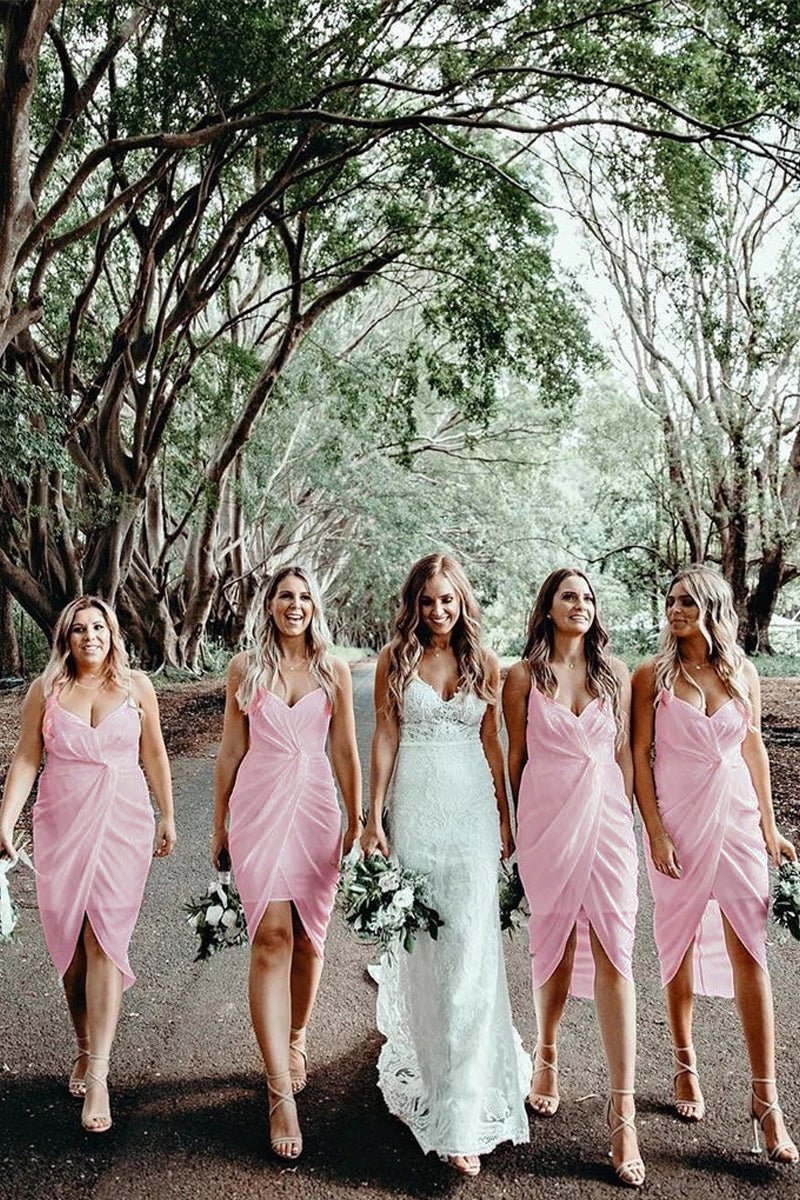 Simple Chiffon Sheath Spaghetti Strap V Neck Sleeveless Pleated Low Cost Short Gowns Bridesmaid Dresses