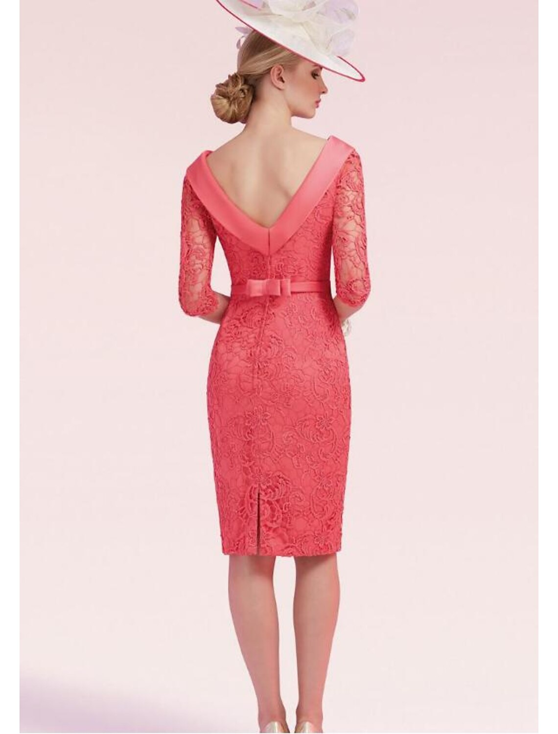 Mother of the Bride Dress Plus Size Neck Knee Length Satin Lace Half Sleeve with Bow(s) Split Front