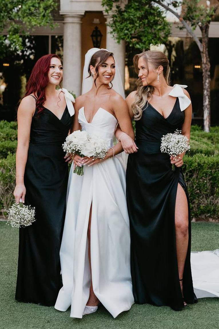 Classic Black Satin Mermaid Spaghetti Straps V-Neck with White Bow Pleated Side Fork Low Cost Floor Length Bridesmaid Dresses