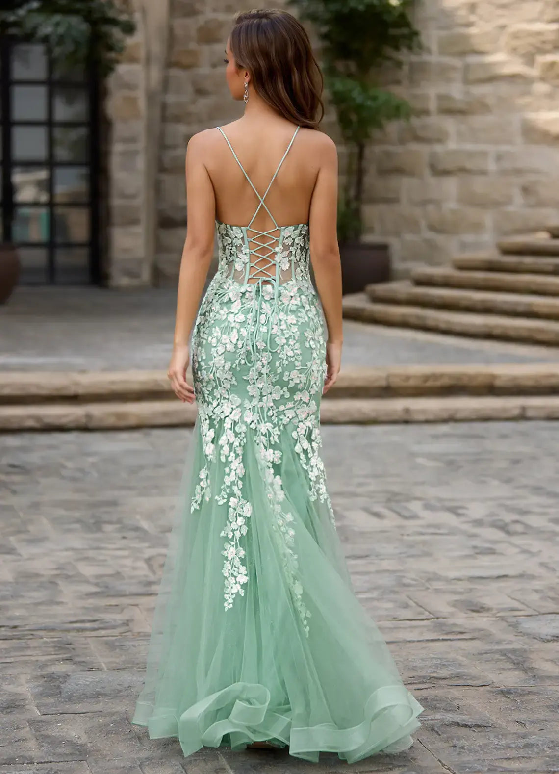 Light Green Charming Mermaid Spaghetti Strap V Neck Lace Applique Ruched Hem Backless Exquisite Formal Dresses Affordable Prom Dress