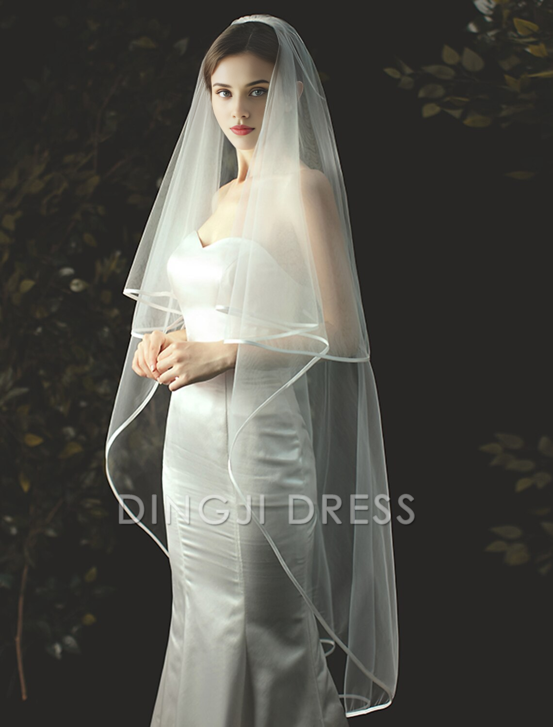 Ding Ji Two-tier Stylish Classic Wedding Veil Chapel Veils Solid Fashion Tulle Veil