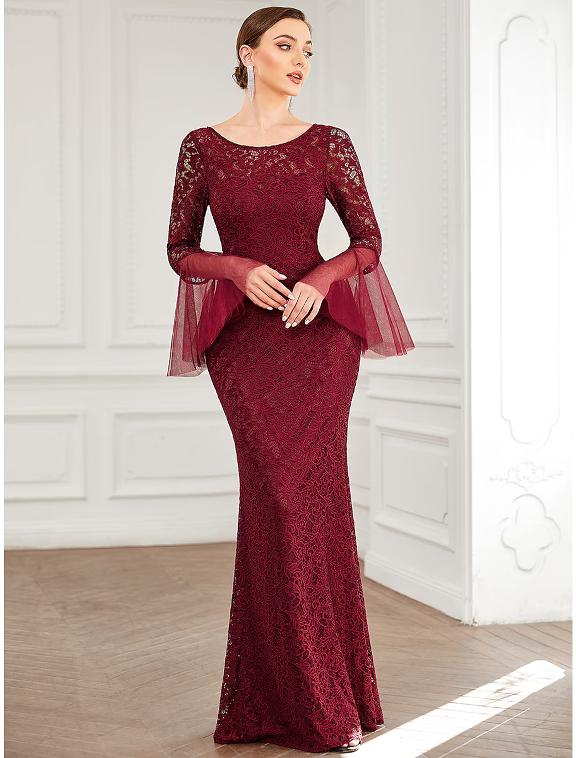Mother of the Bride Dress Elegant Sexy Floor Length Lace Long Sleeve