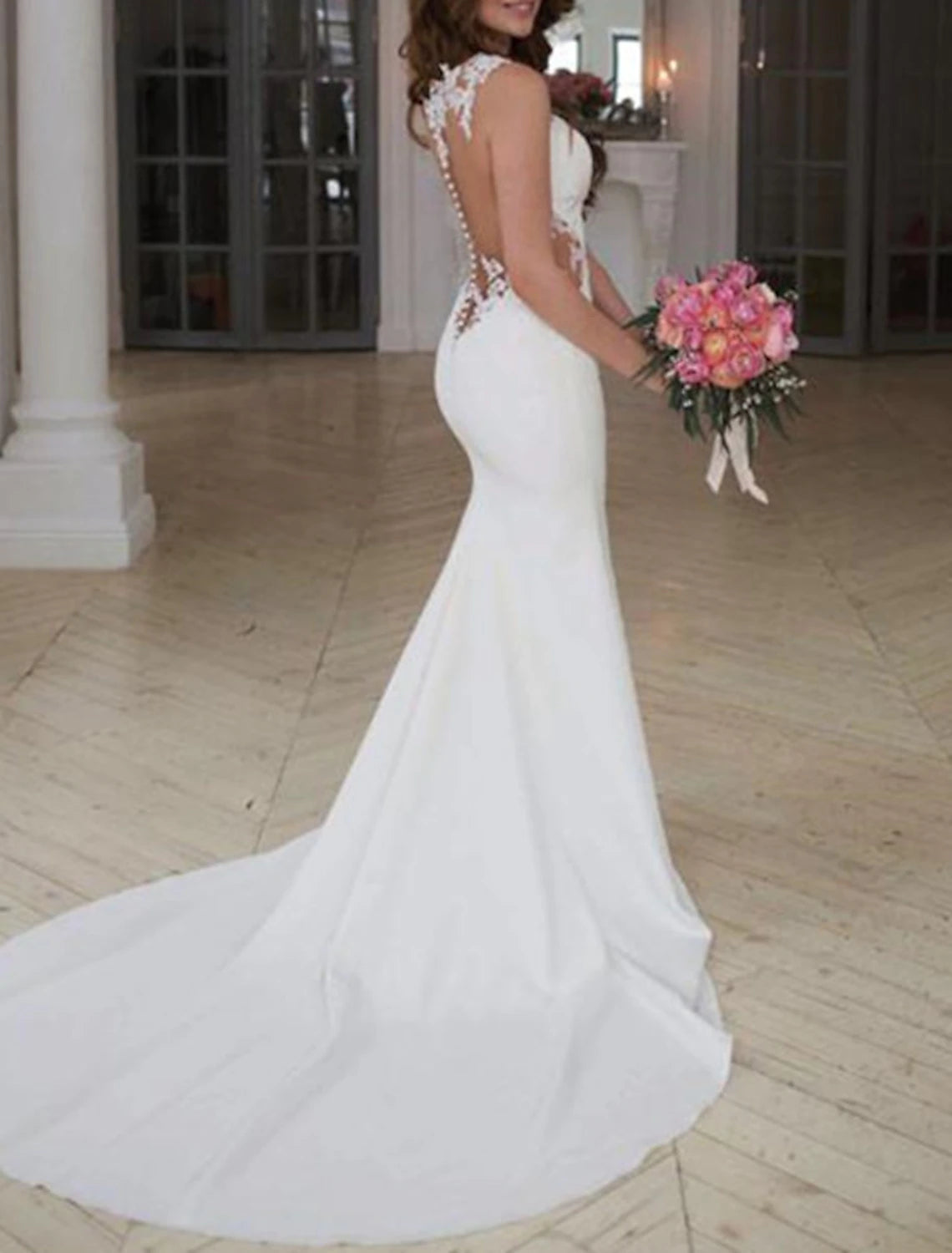 Engagement Formal Wedding Dresses Mermaid / Trumpet Illusion Neck Sleeveless Chapel Train Lace Bridal Gowns With Buttons Appliques