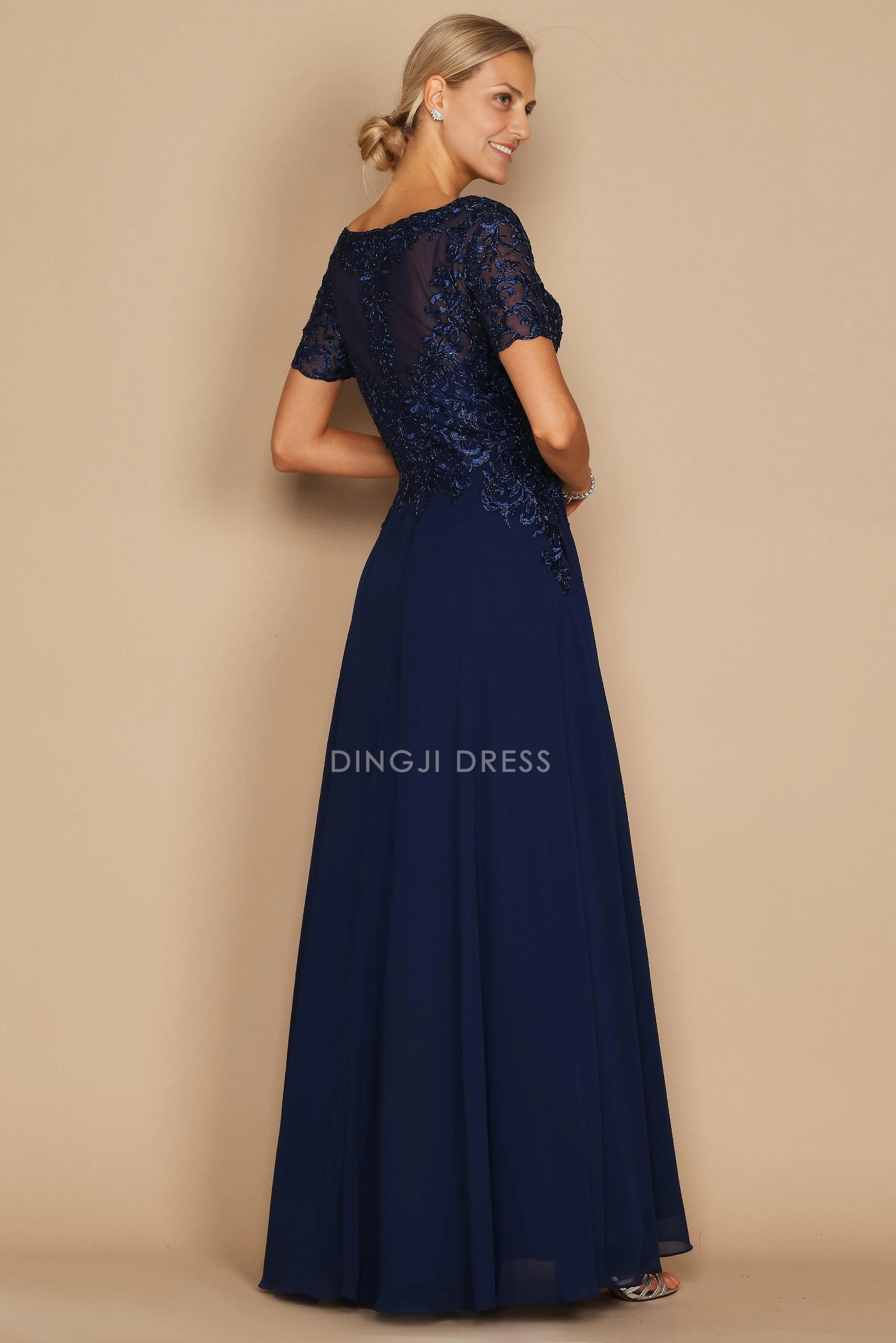 DingJiDress Evening Dress Exquisite A Line Round Neck Short Sleeve Lace Appliques Fashion Retro Long Mother Of The Bride Dress