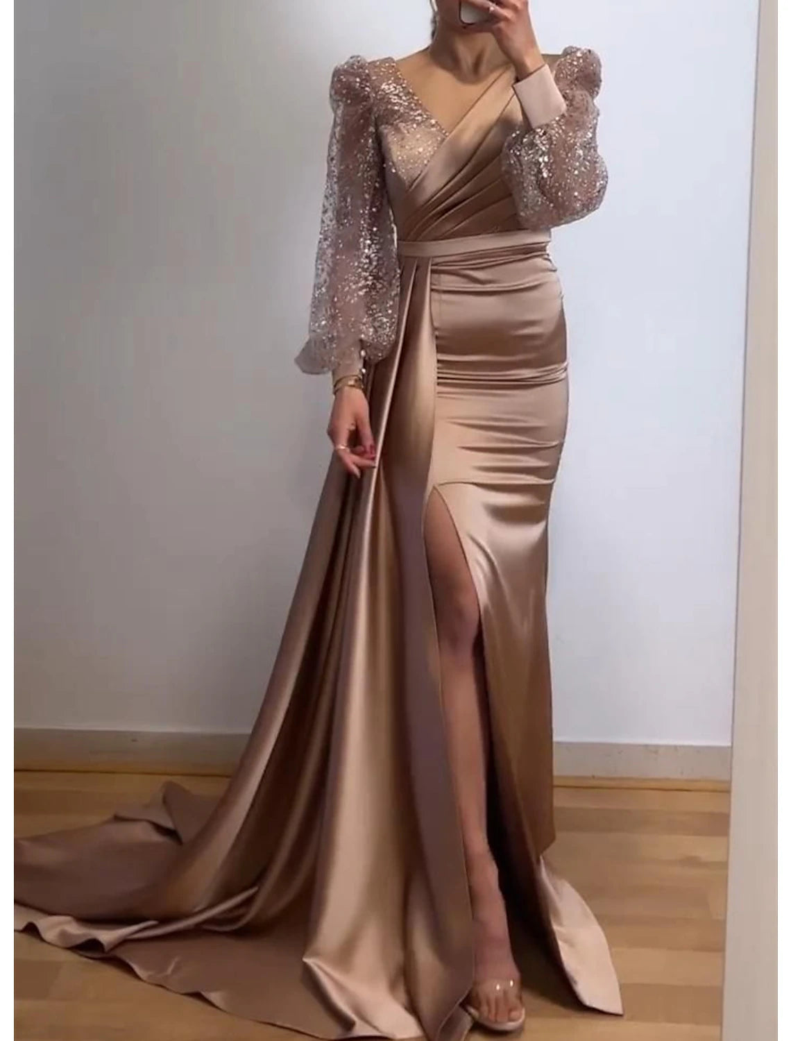 Mermaid / Trumpet Evening Gown Sparkle & Shine Dress Formal Court Train Long Sleeve V Neck Fall Wedding Guest Charmeuse with Sequin