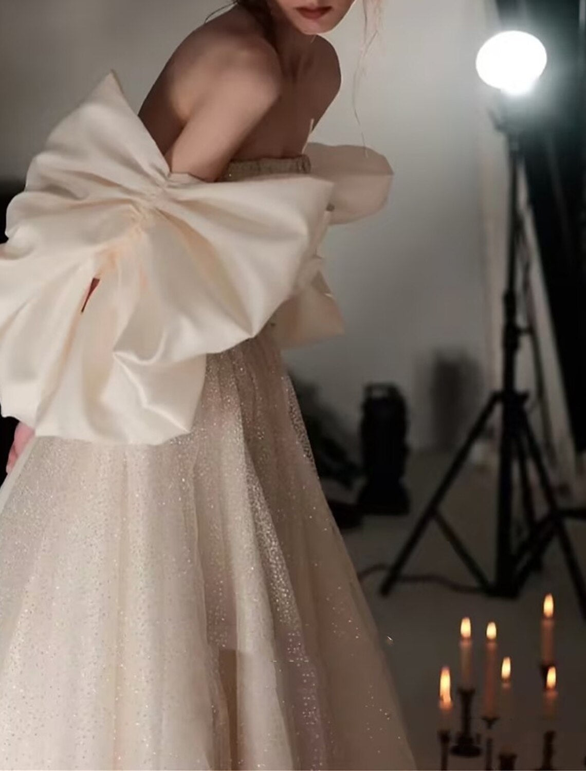 Formal Glitter & Sparkle Wedding Dresses A-Line Square Neck Short Sleeve Court Train Satin Bridal Gowns