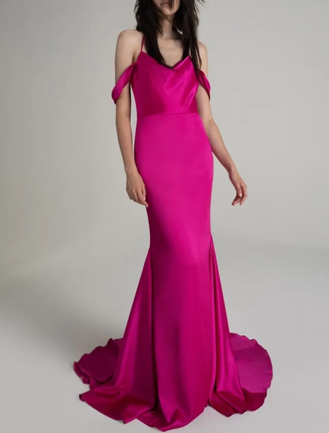 Mermaid / Trumpet Bridesmaid Dress Spaghetti Strap Sleeveless Pink Court Train Satin