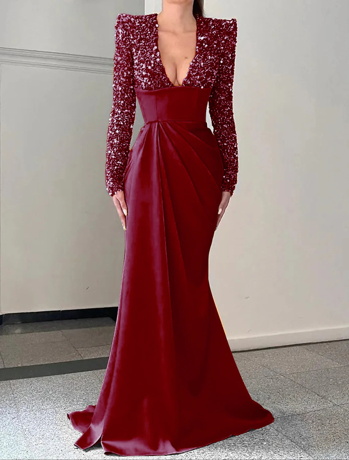 Mermaid / Trumpet Evening Gown Sparkle & Shine Dress Formal Sweep / Brush Train Long Sleeve V Neck Satin with Pleats Sequin