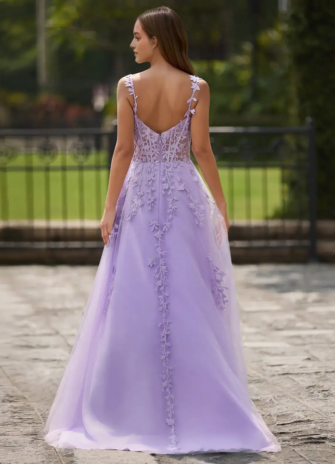 Fantastic Purple Tulle A-line Spaghetti Strap Sweetheart Neckline Sleeveless Lace Applique Backless Elegant Formal Dresses Affordable Prom Dress