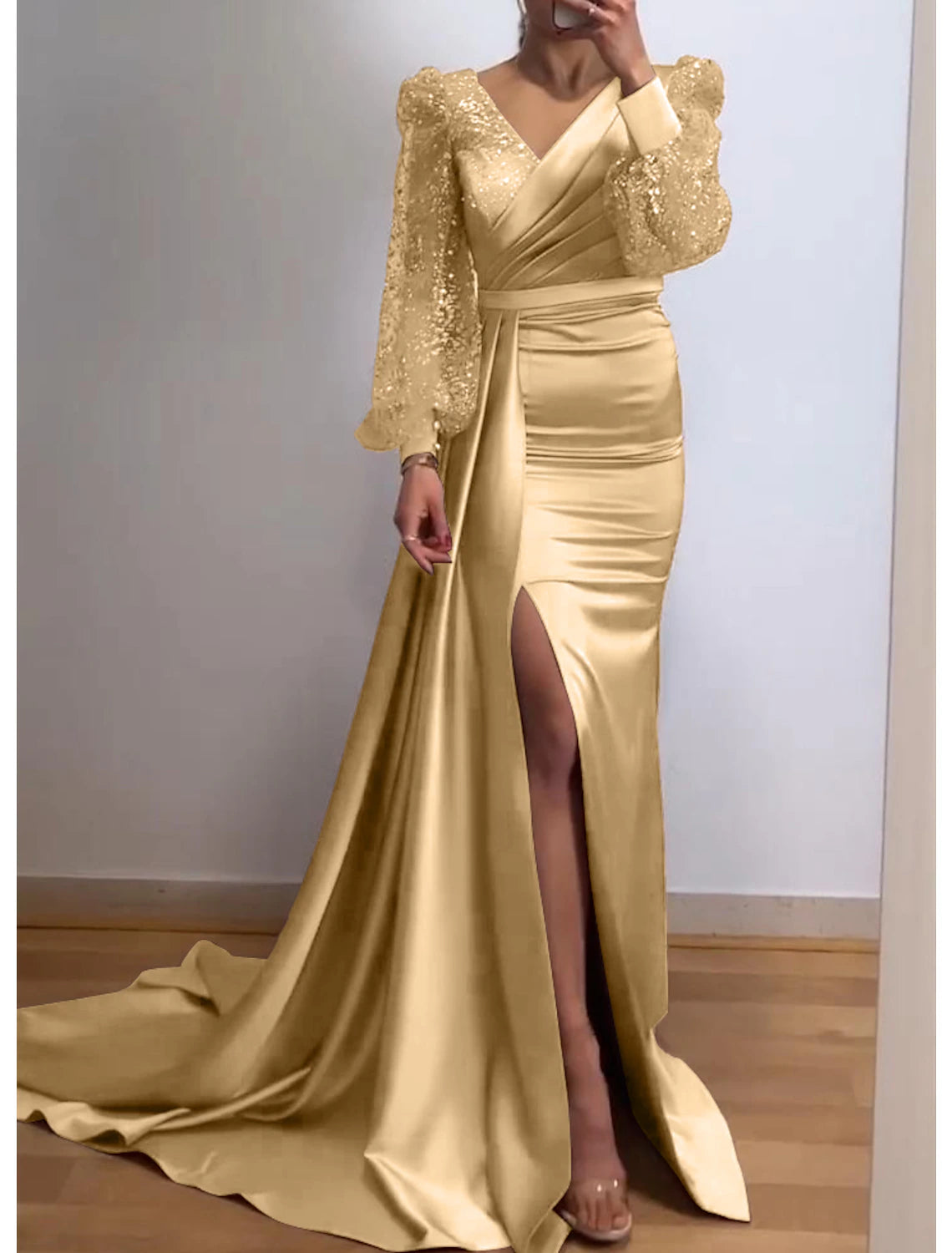 Mermaid / Trumpet Evening Gown Sparkle & Shine Dress Formal Court Train Long Sleeve V Neck Fall Wedding Guest Charmeuse with Sequin
