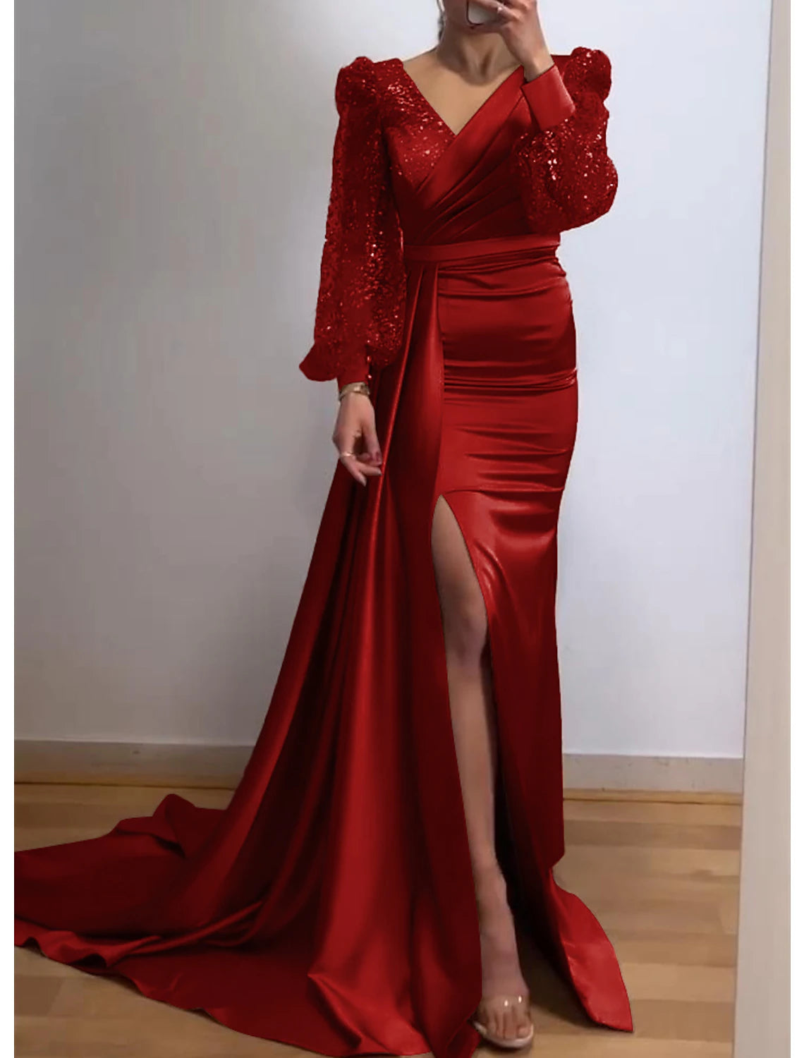 Mermaid / Trumpet Evening Gown Sparkle & Shine Dress Formal Court Train Long Sleeve V Neck Fall Wedding Guest Charmeuse with Sequin
