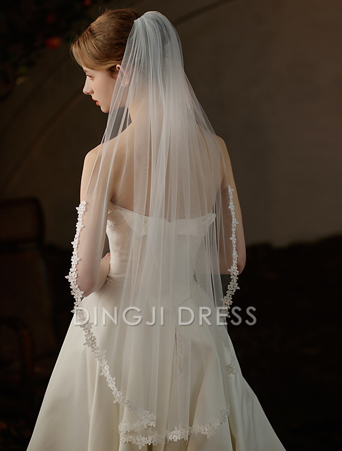 Ding Ji One-tier Lace Sweet Wedding Veil Fingertip Veils Fashion Pure Color Tulle Hot Sale Veil