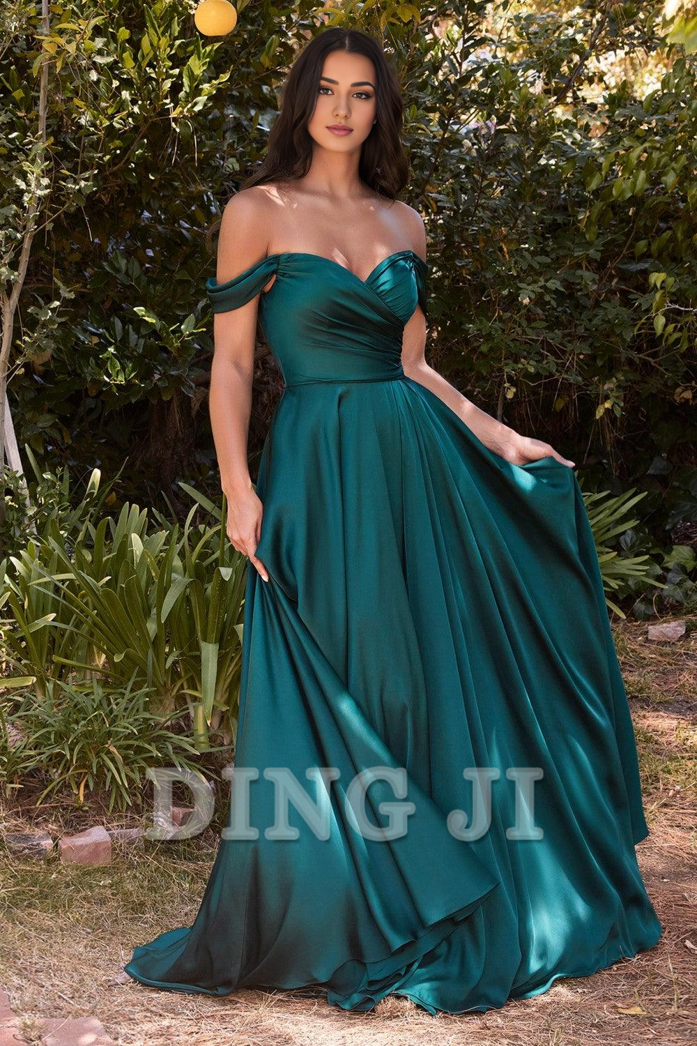 DingJiDress Bridesmaid Dresses Flowy A-line Ruched Bodice Flaunts Sweetheart Neckline Off Shoulder Sleeves Side Fork Plus Size Dress Wedding Guests Dresses