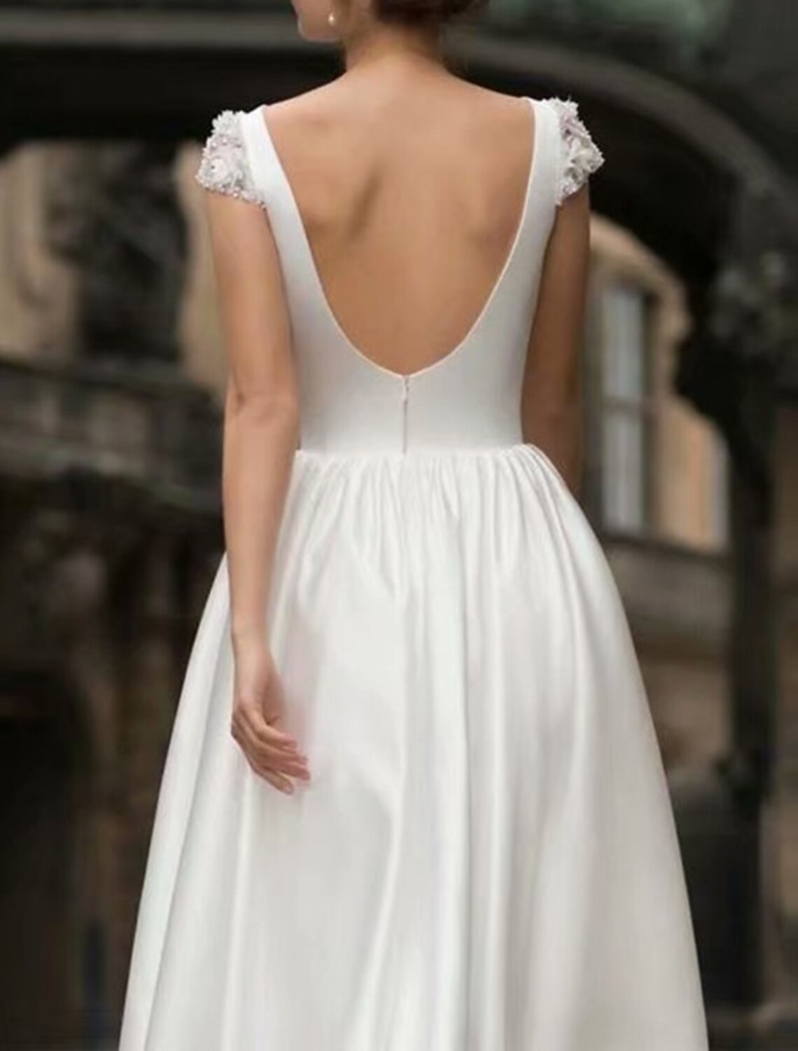 Reception Little White Dresses Wedding Dresses A-Line Scoop Neck Cap Sleeve Knee Length Satin Bridal Gowns