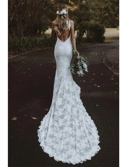 Beach Open Back Boho Wedding Dresses Mermaid / Trumpet Halter Sleeveless Chapel Train Lace Bridal Gowns With Appliques