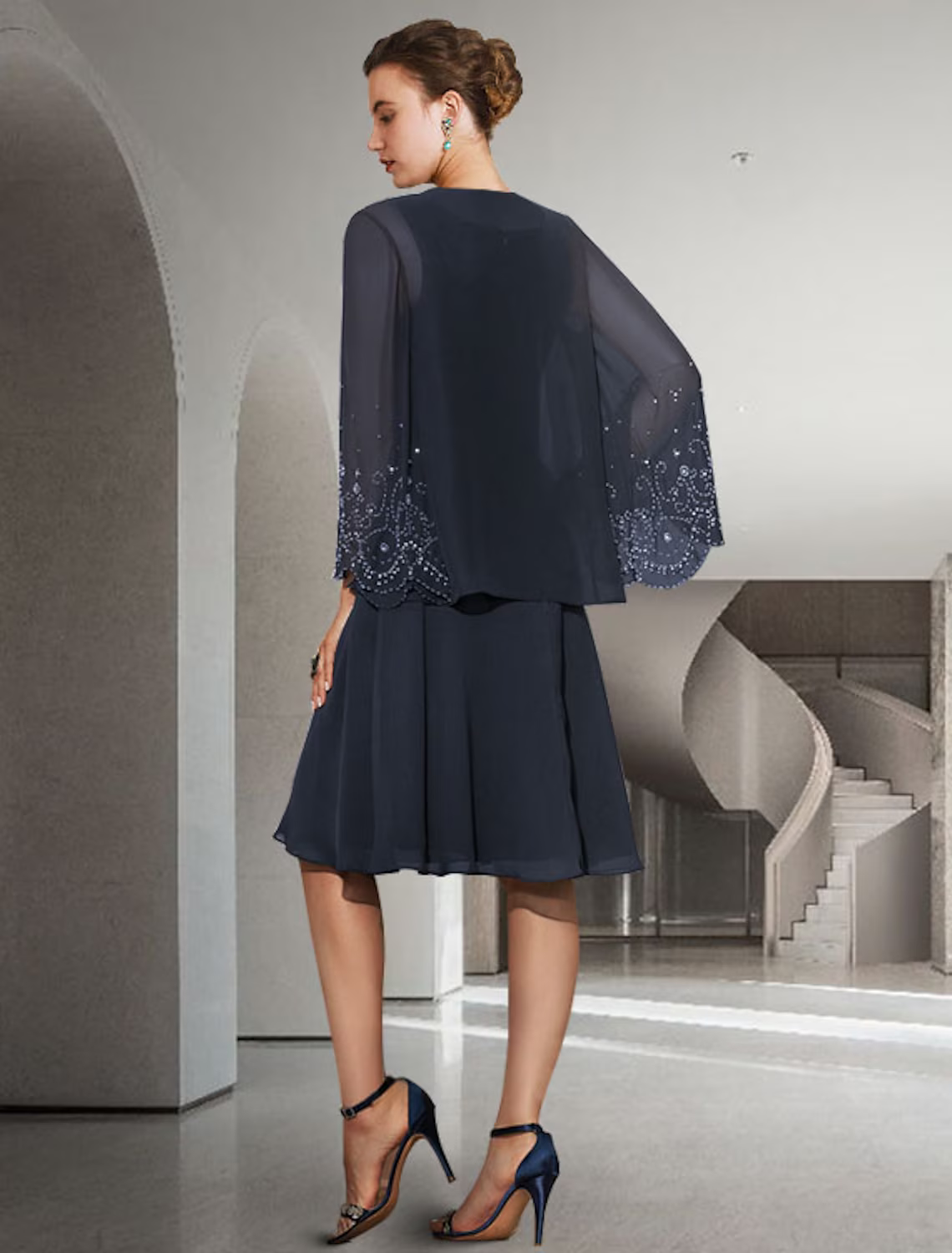 Two Piece A-Line Mother of the Bride Dress Elegant Knee Length Chiffon Sleeveless with Pleats Beading