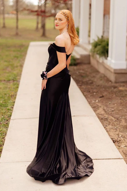 DingJiDress Mermaid Long Prom Dresses Black Off the Shoulder Satin Evening Dress