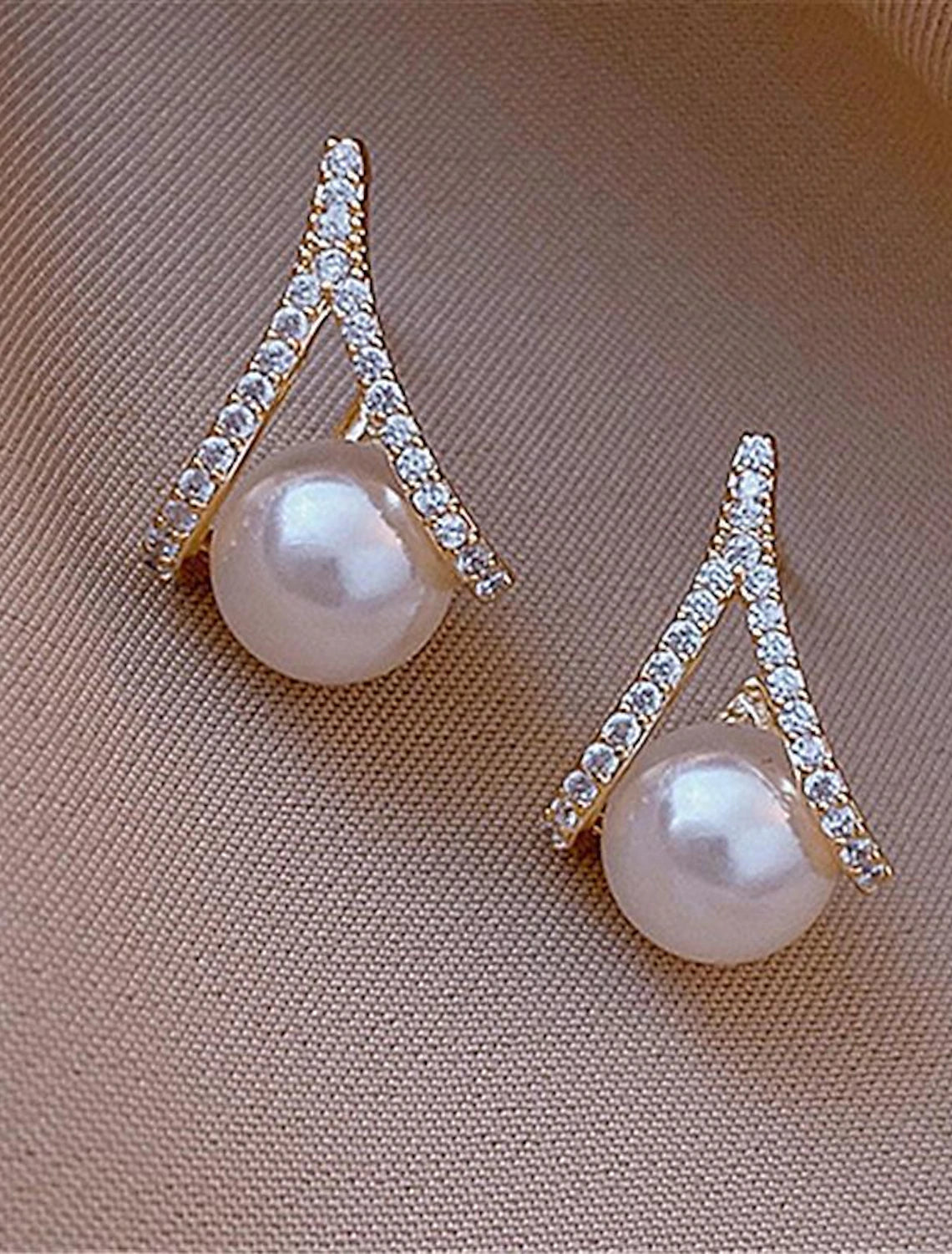 DingJiDress Women's Pearl Stud Jewelry Classic Precious Stylish Romantic Earrings Jewelry Silver For Gift Festival 1 Pair