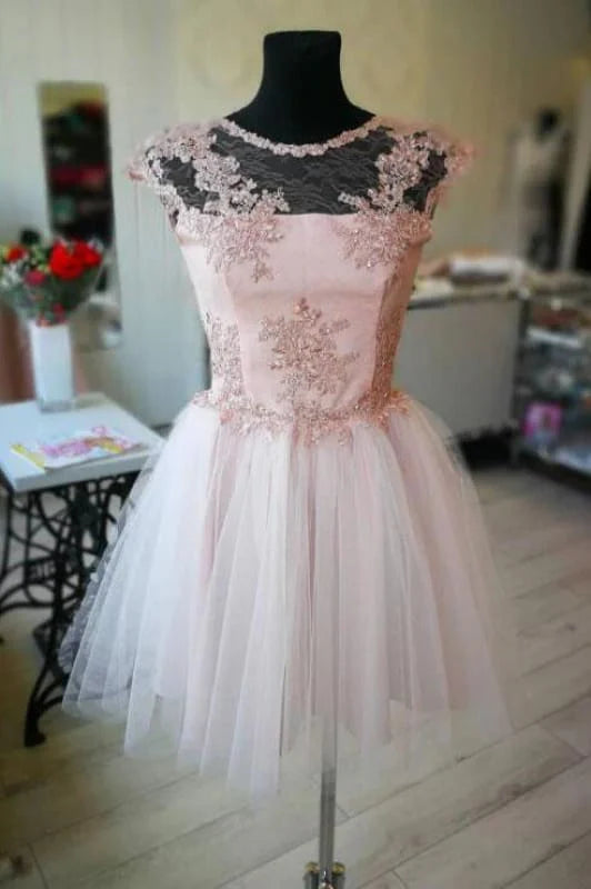 DingJiDress Short Prom Dress A Line Short Tulle Lace Appliuques Cute Graduation Dress Homecoming Dress