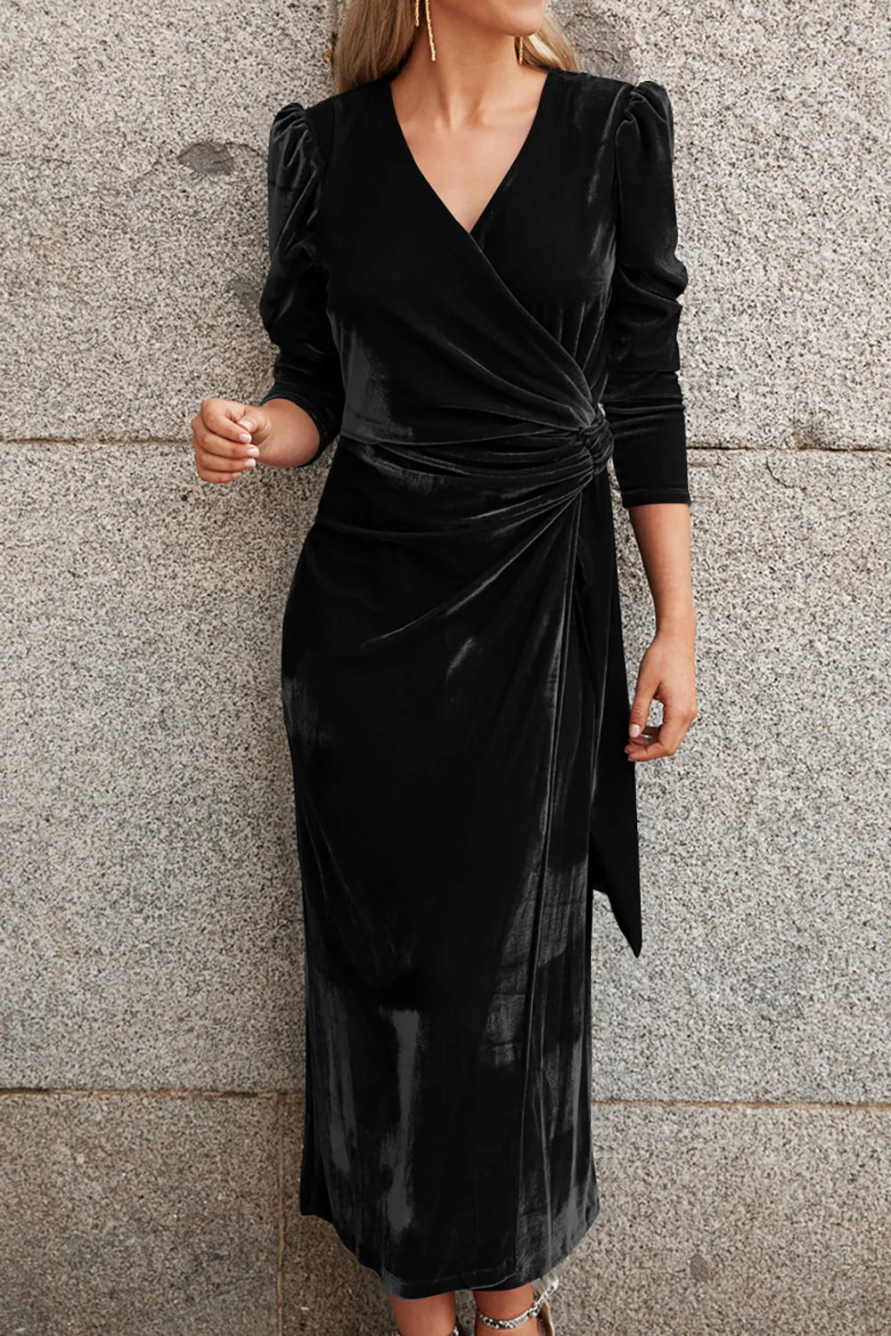 DingJiDress Elegant Mother of The Bride Dark Green V Neck Velvet Evening Gown Dress With Long Sleeves