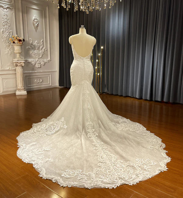 DingJiDress Straps V Neck Mermaid Wedding Dresses With Applique