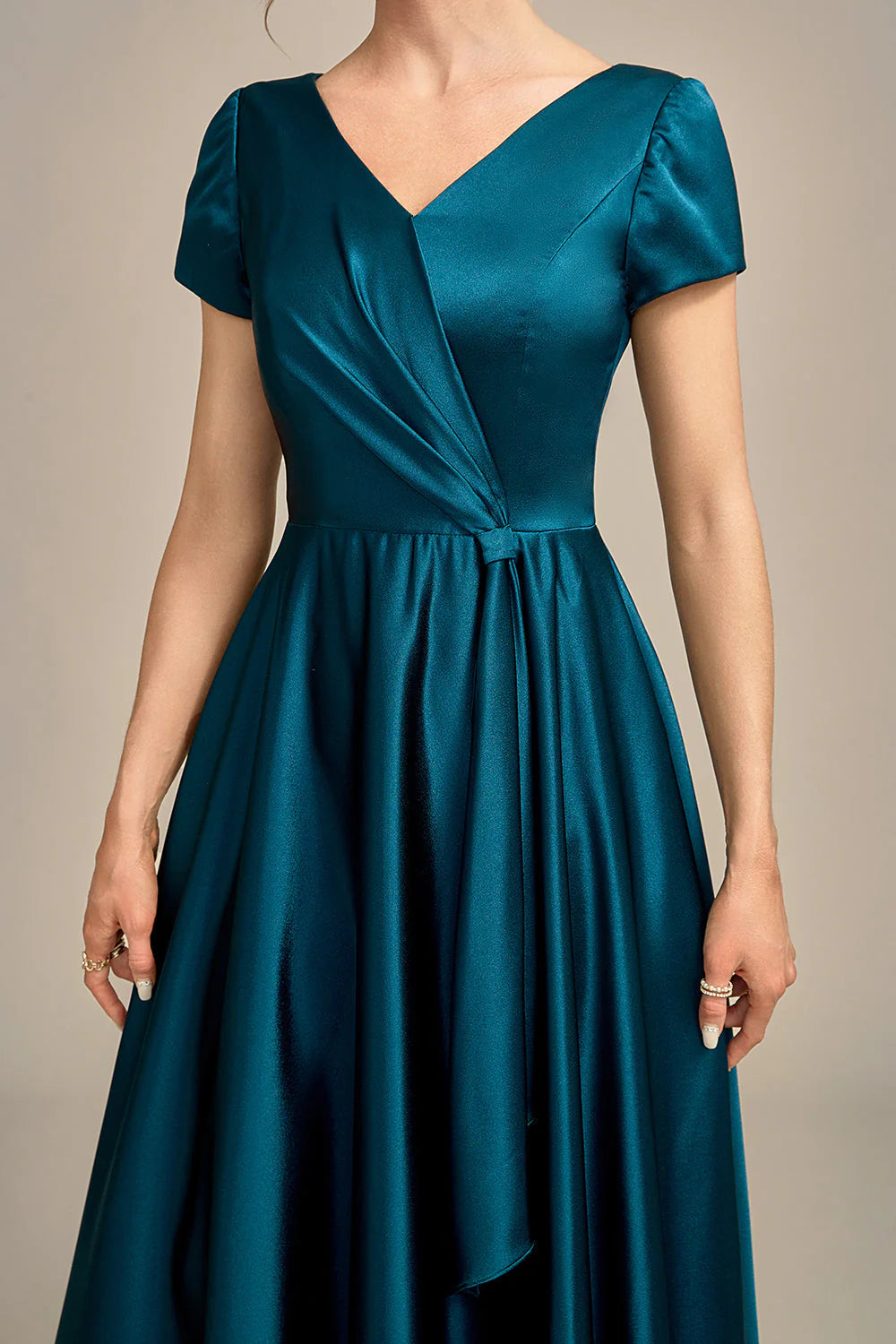 DingJiDress Elegant Peacock Green V-Neck A-Line Pleated Satin Mother of the Bride Dress