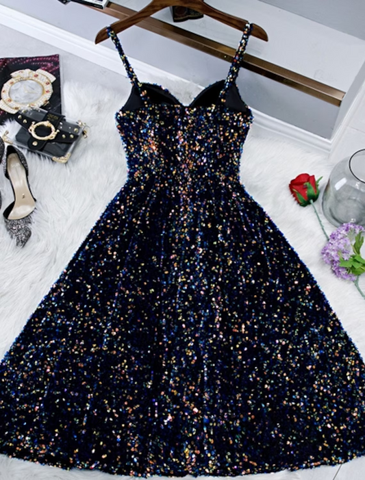 A-Line Sparkle Shine Holiday Cocktail Party Dress Strap Sleeveless Knee Length Sequined