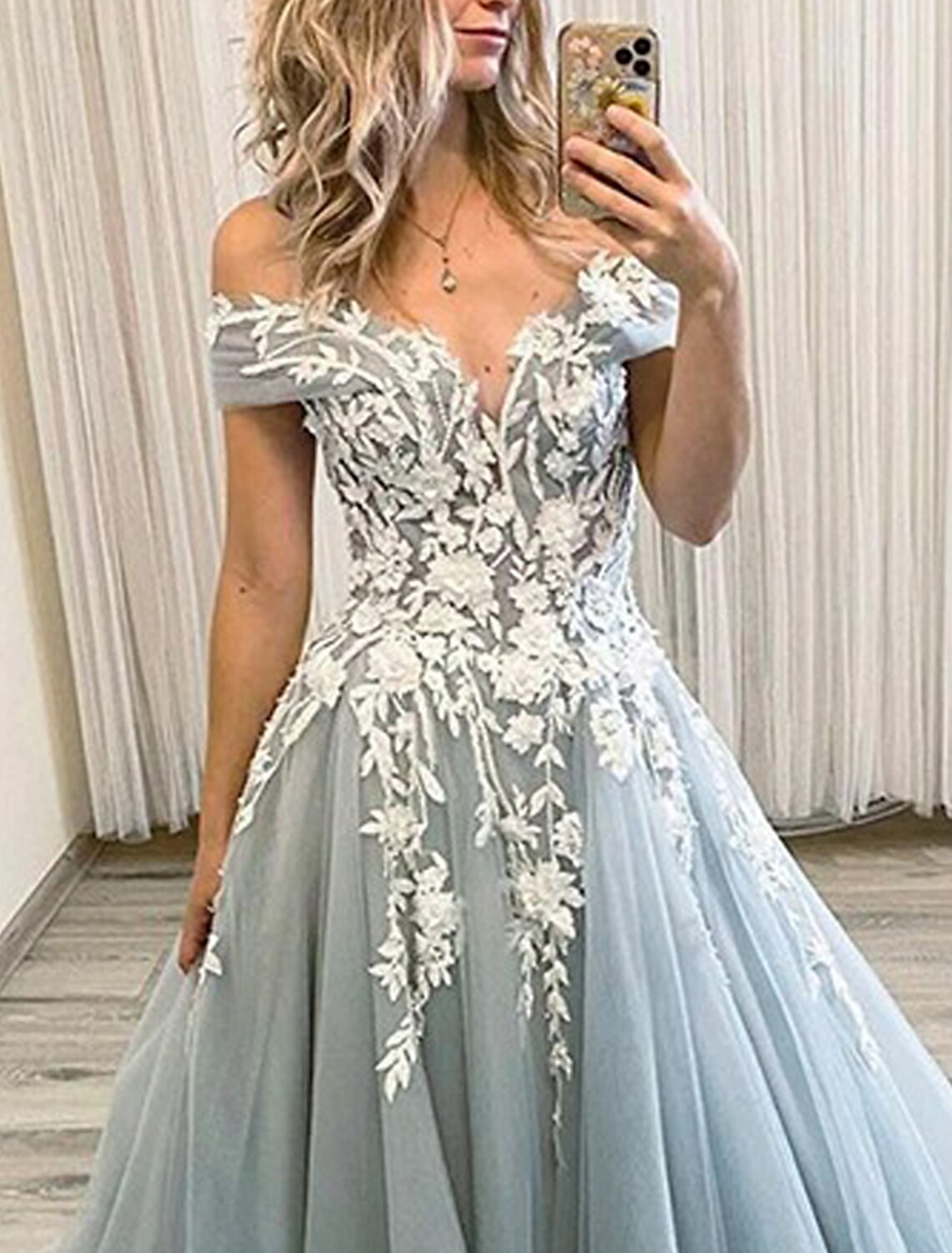 Ball Gown Prom Dresses Princess Dress Formal Prom Floor Length Sleeveless Off Shoulder Organza Backless with Pleats Appliques