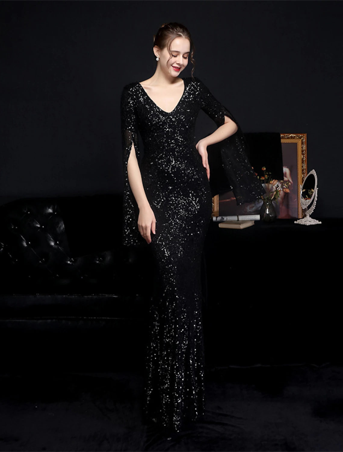 Mermaid / Trumpet Evening Gown Sparkle & Shine Dress Formal Floor Length Long Sleeve V Neck Sequined with Sequin