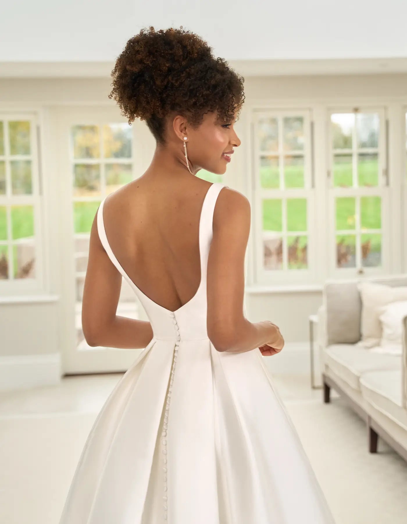 DingJiDress a low-back mikado gown