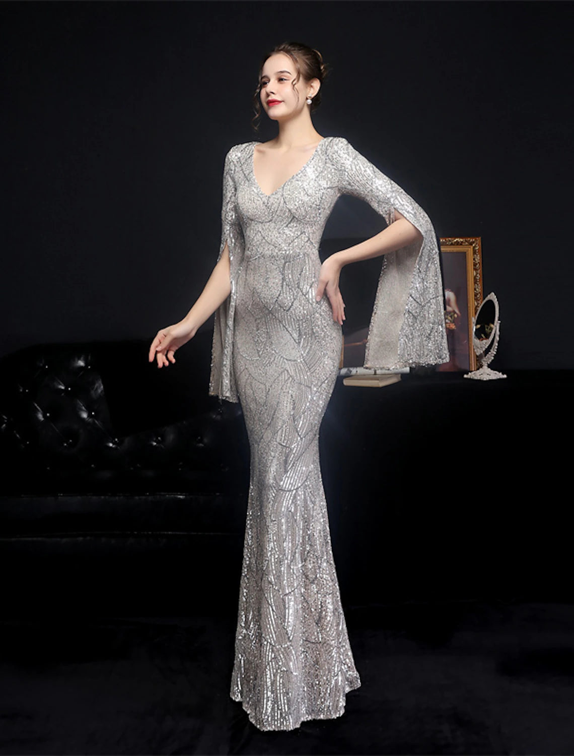 Mermaid / Trumpet Evening Gown Sparkle & Shine Dress Formal Floor Length Long Sleeve V Neck Sequined with Sequin