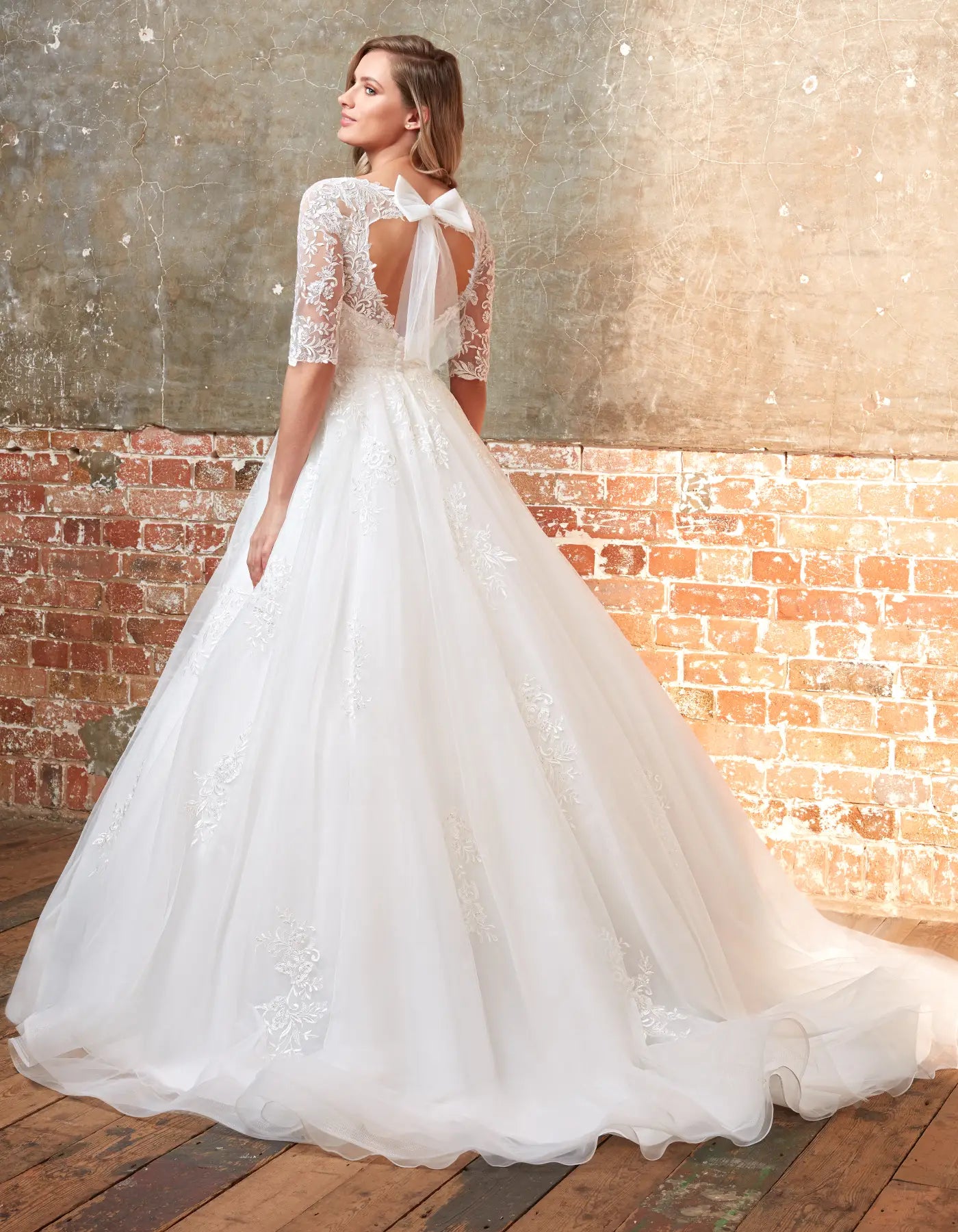 DingJiDress romantic a-line with three-quarter-length sleeves