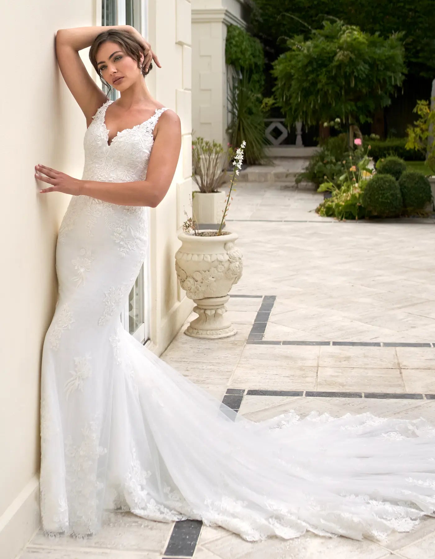 DingJiDress a glamourous sheath gown with striking back