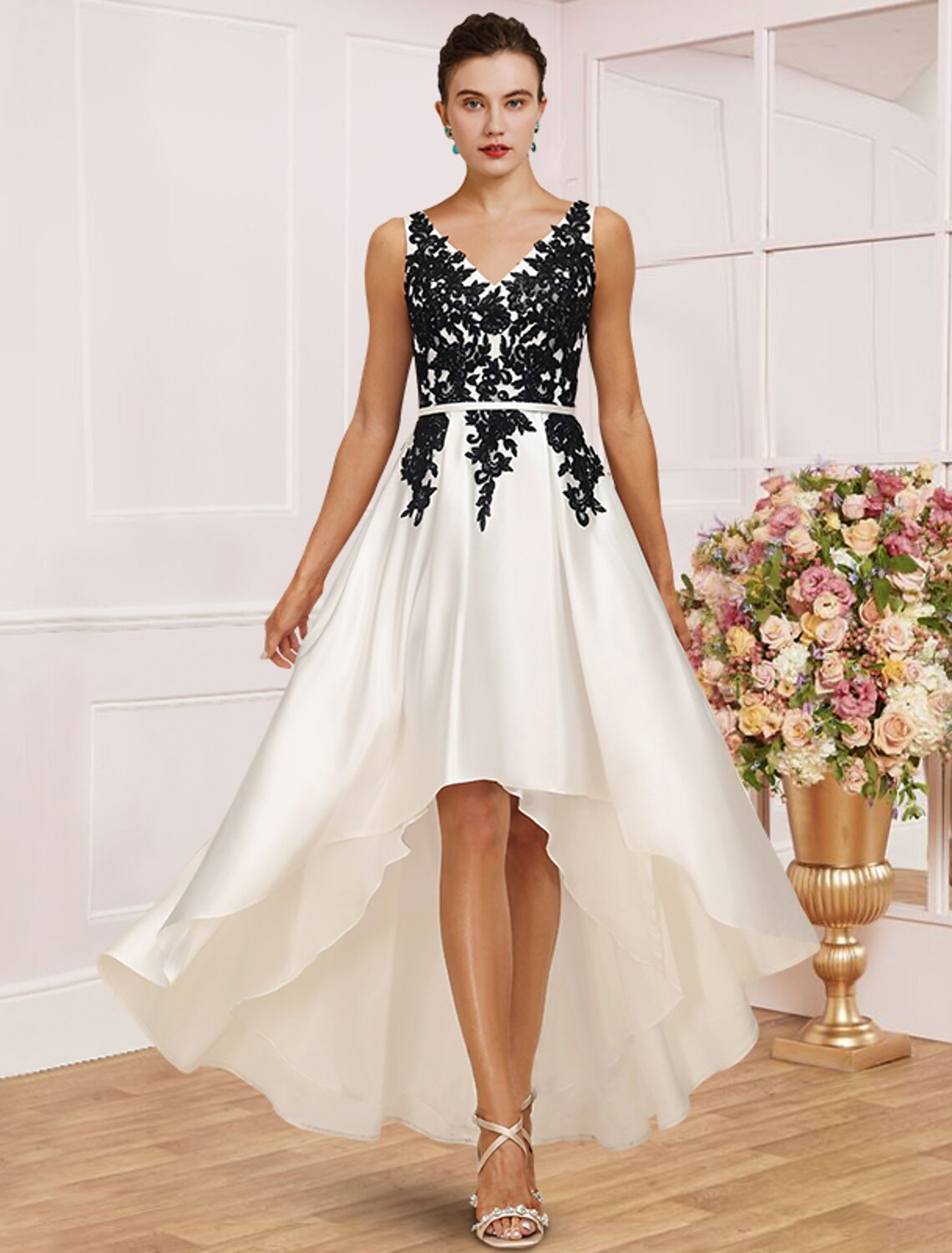 A-Line Mother of the Bride Dress Wedding Guest Party Elegant V Neck Asymmetrical Satin Lace Sleeveless with Pleats