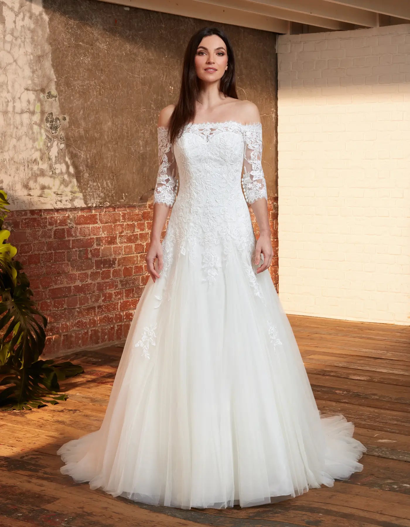 DingJiDress an off-the-shoulder fit and flare with floral lace