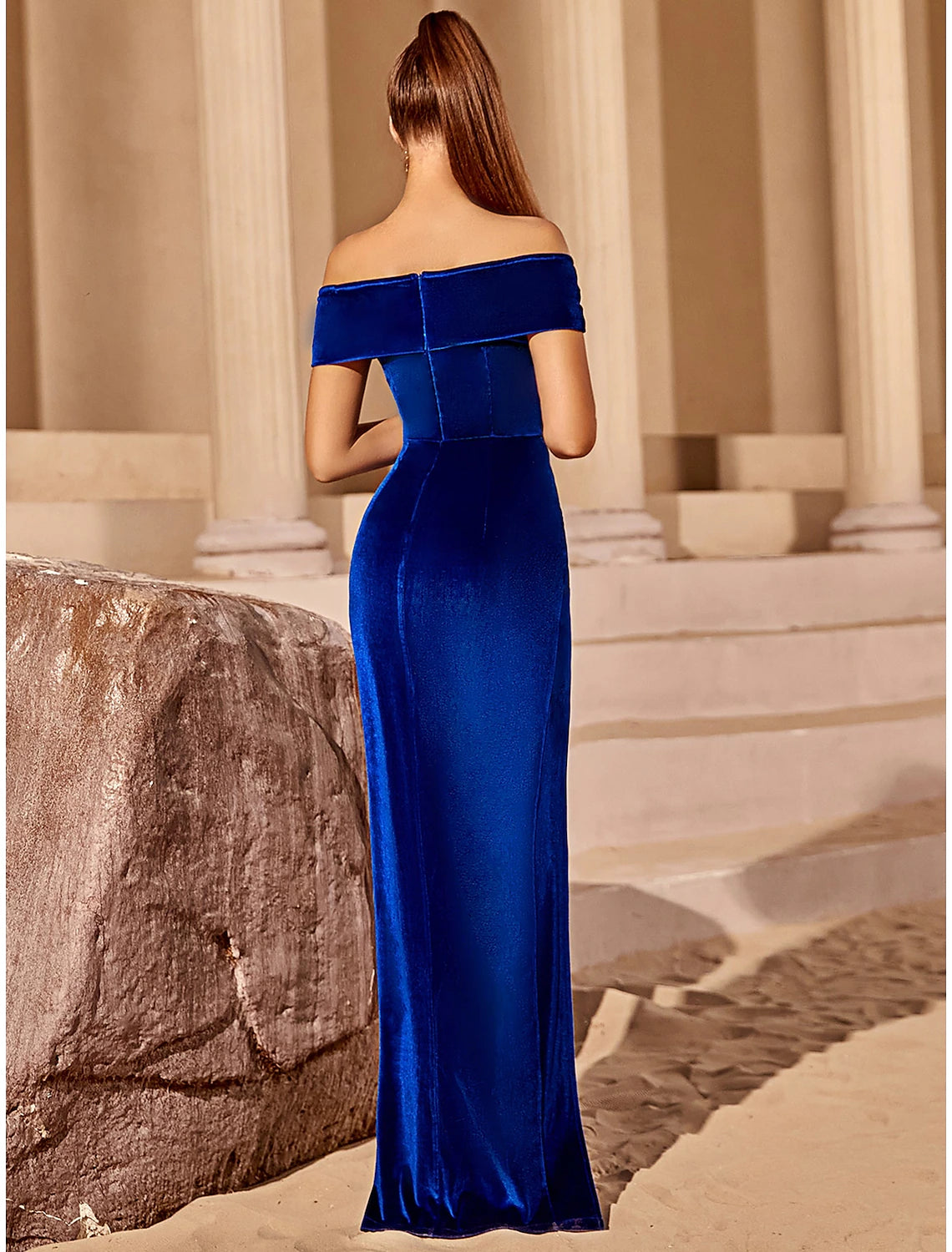 Blue Sheath / Column Party Dresses Elegant Dress Party Wear Floor Length Short Sleeve Off Shoulder Velvet with Ruched