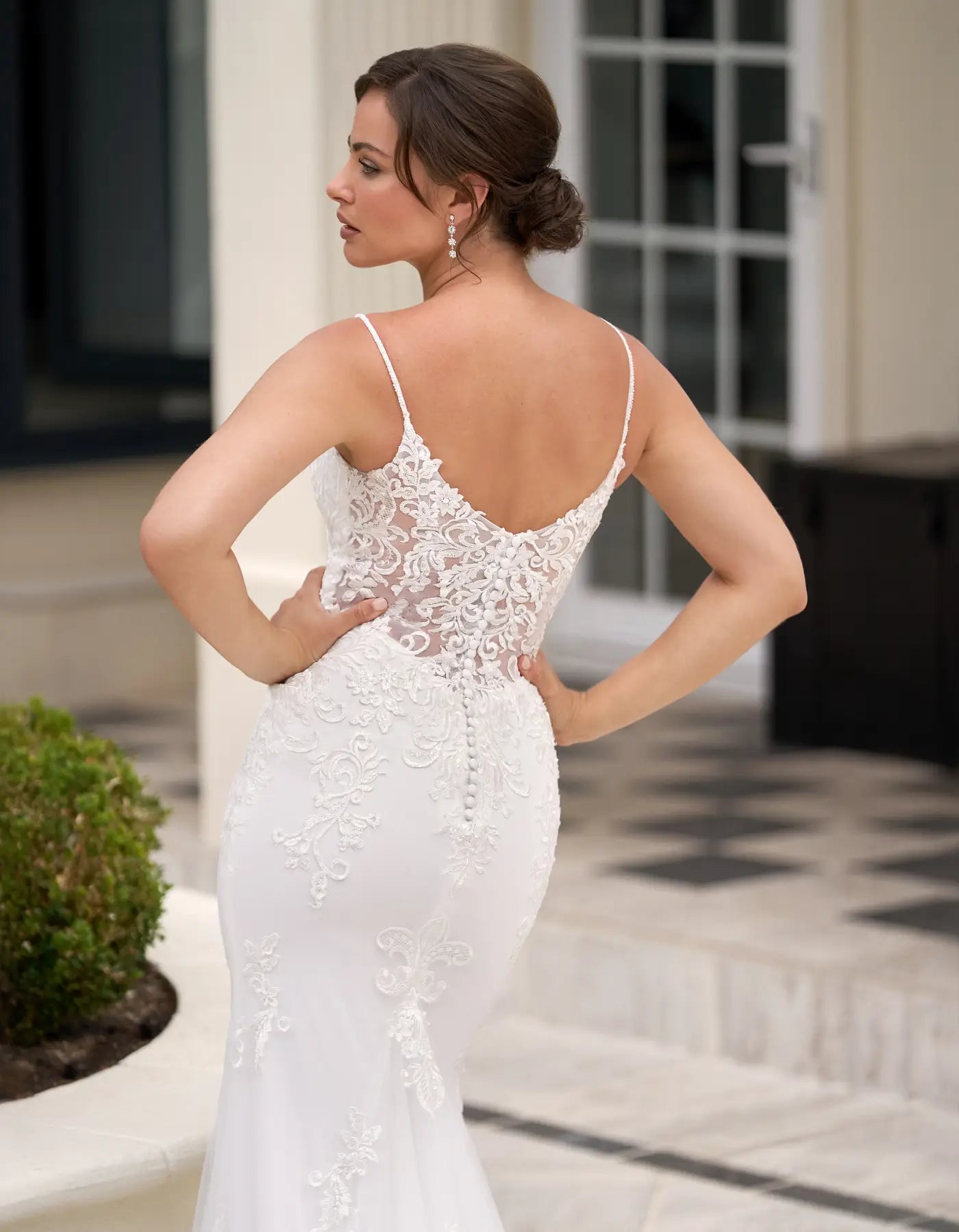 DingJiDress a statement sheath with double train